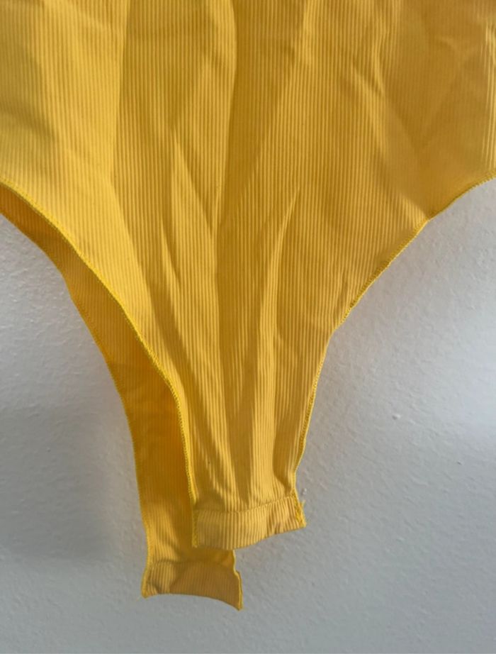 Body jaune débardeur - photo numéro 2