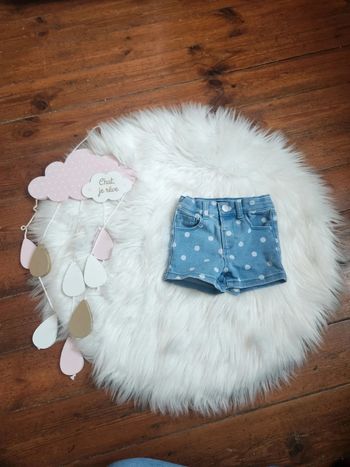 Short 6-9 mois baby girl
