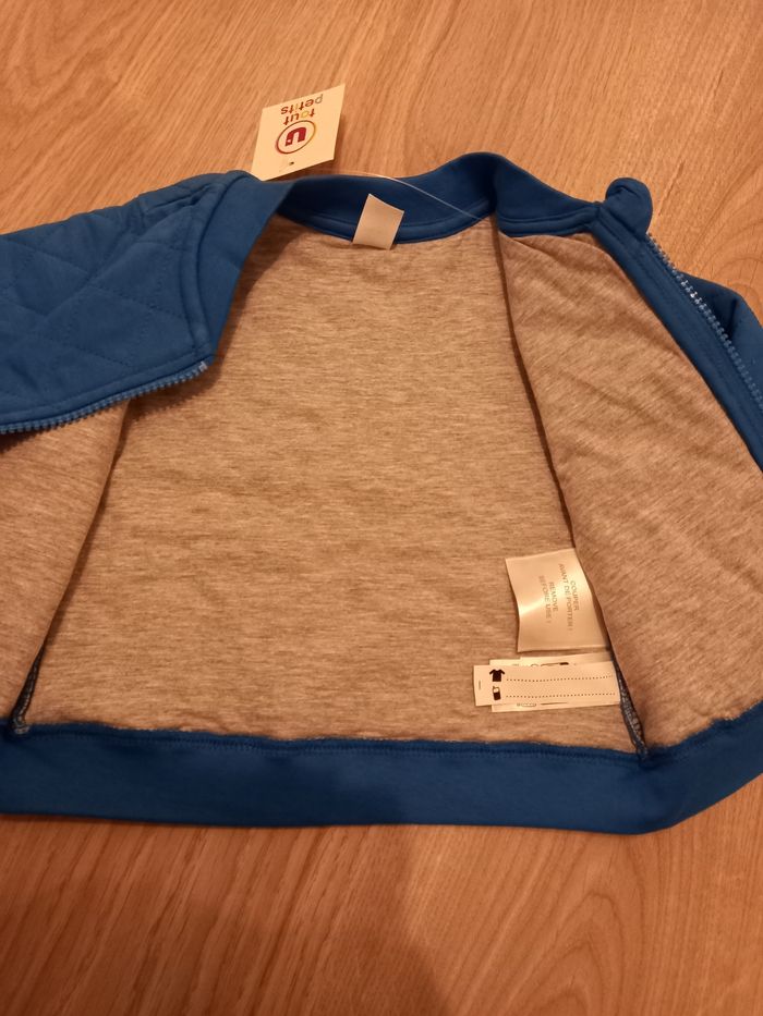 Veste 12 mois - photo numéro 3