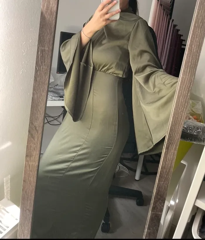 Robe de soirée - photo numéro 2