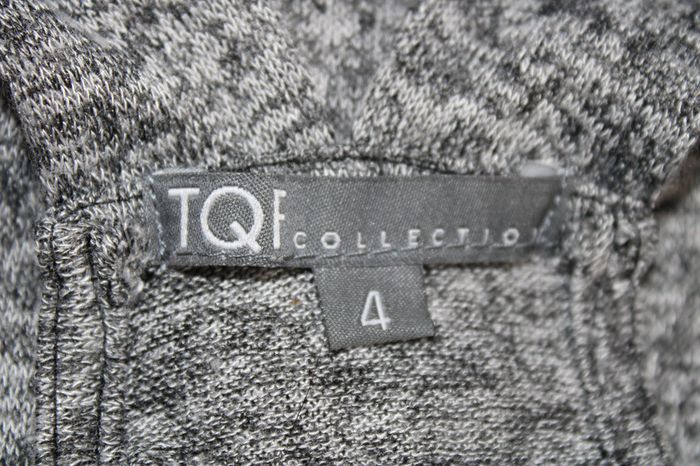 🩶 Robe salopette grise TQF collection - Taille 4 ans 🩶 - photo numéro 3