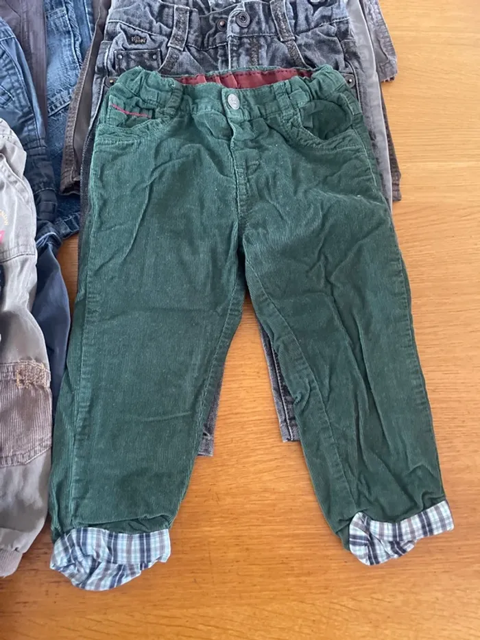 Lot 12 pantalons 18 mois - photo numéro 3