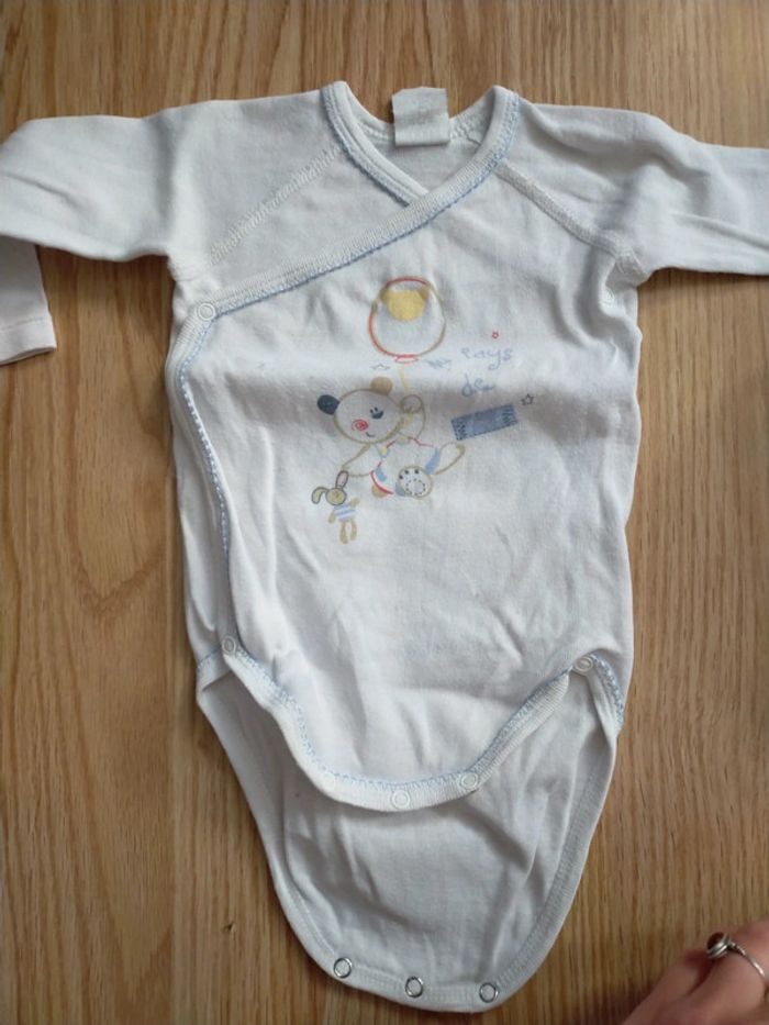 Lot 3 bodies 6 mois - photo numéro 2