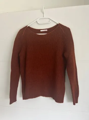 Pull marron