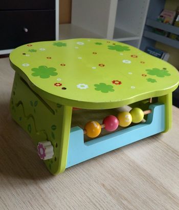 Tabouret d'activités