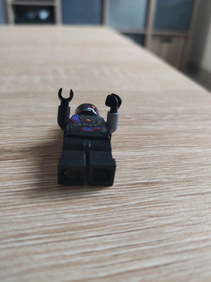 Lego ninjago Nindroid njo267 - photo numéro 6