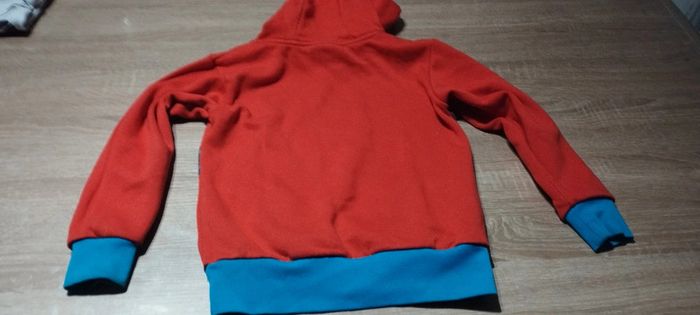 4 sweats à capuche taille 7/8 ans - photo numéro 14