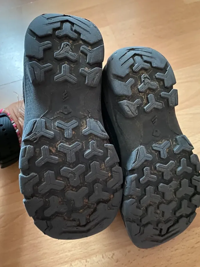 Chaussures montantes Quechua Taille 27 - photo numéro 2
