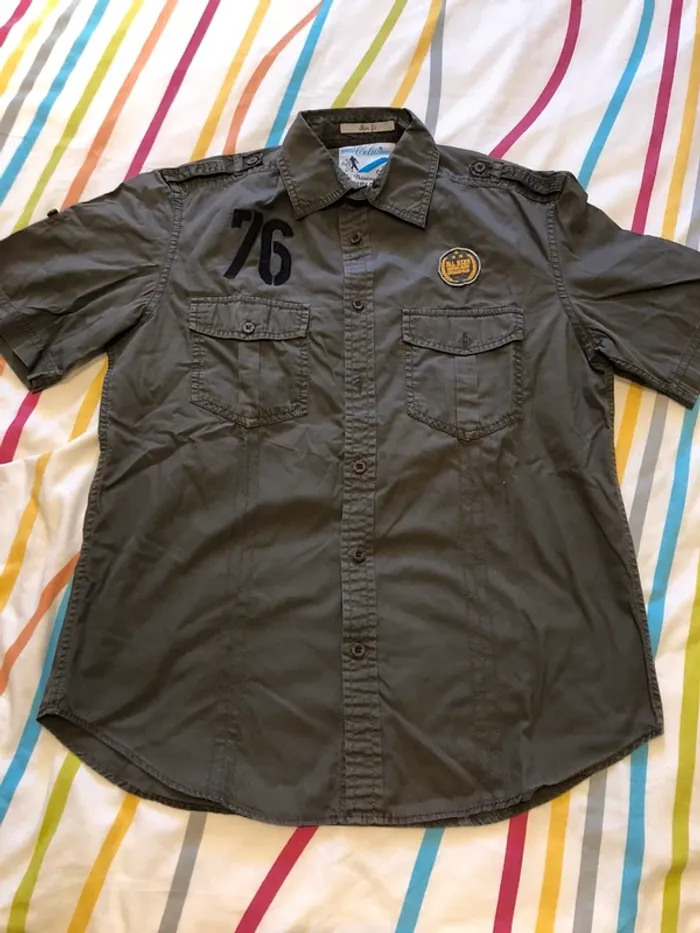Chemise kaki