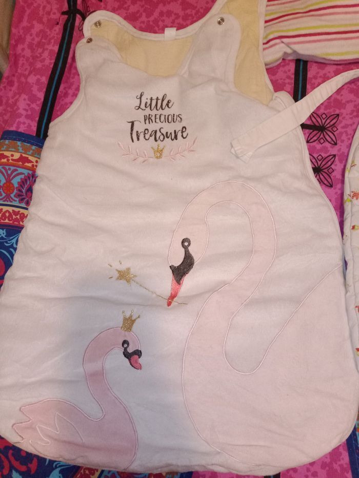 Gigoteuse en très bon état 0 - 6 mois - photo numéro 2