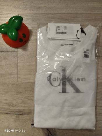 Tee-shirt manches longues Calvin Klein 