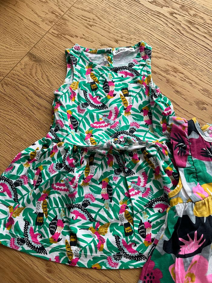 Lot de 2 robes d’été 6 mois - photo numéro 2