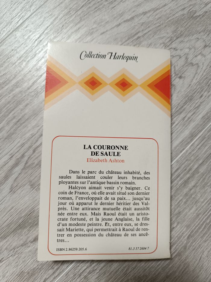 Livre Harlequin collection - photo numéro 2