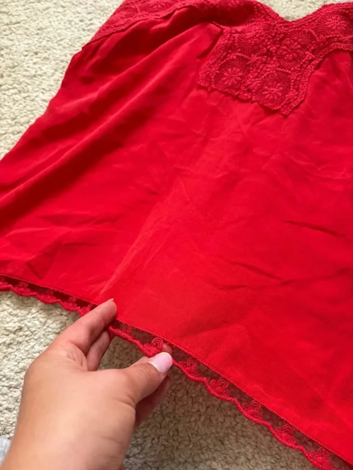 Débardeur rouge dentelle soie taille M - photo numéro 2