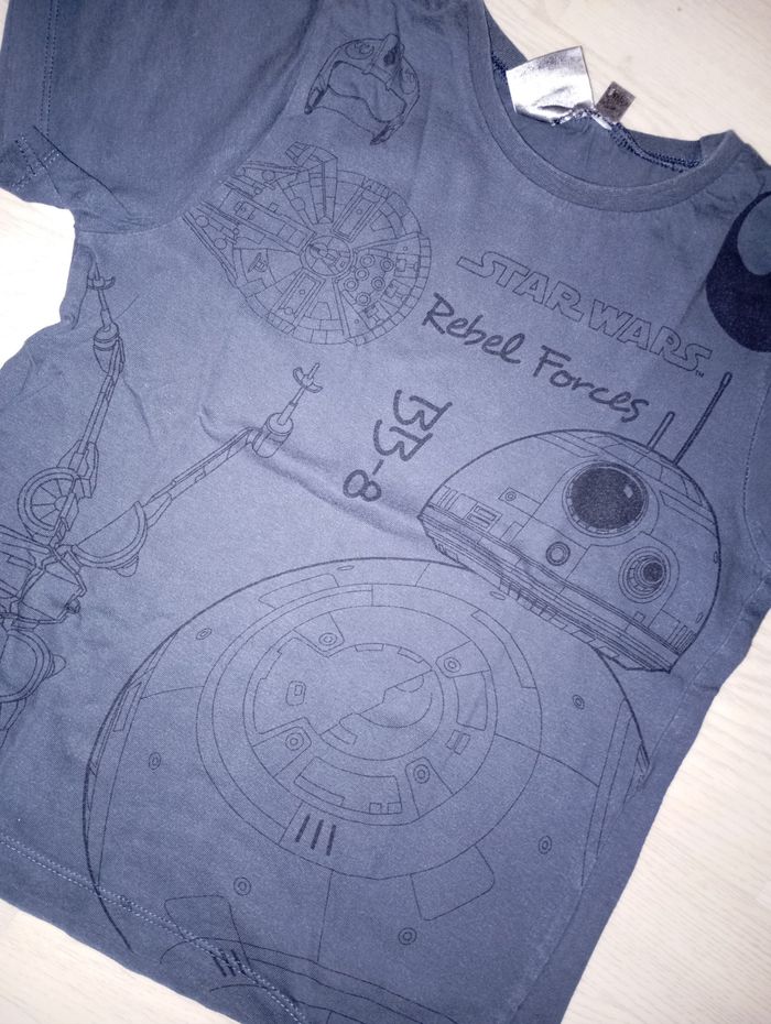 Tee-shirt gris anthracite foncé Star Wars 
T. 8 ans - photo numéro 2