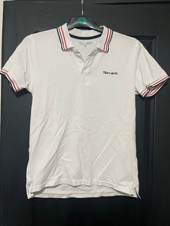 Polos