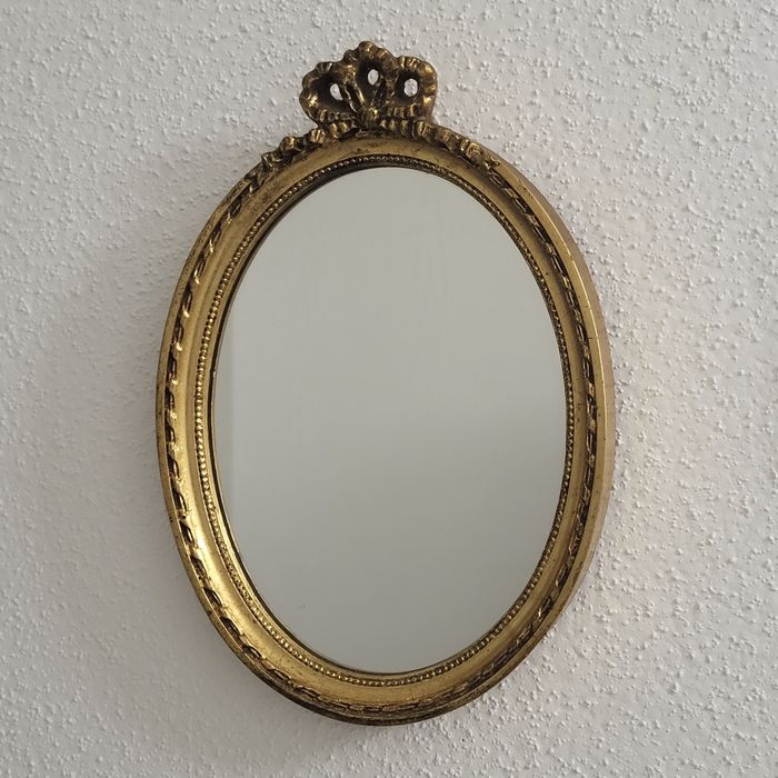Miroir dore en  bois ,ovale  et noeud - photo numéro 3
