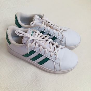 Baskets Adidas Pour Enfant Taille 34. Baskets Blanches Adidas Enfant