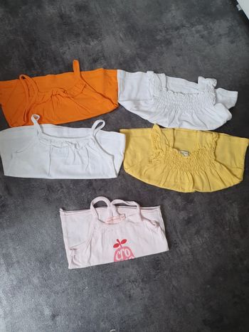 Lot 5 débardeurs bébé fille 6 mois très bon état