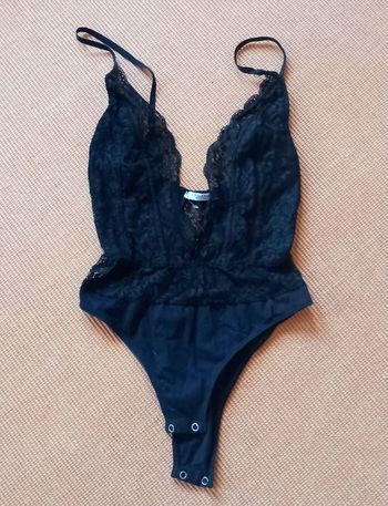 Body Dentelle Pull & Bear 34 NEUF