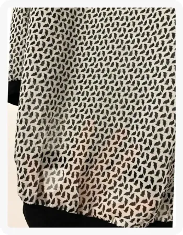 Blouse imprimée noir et blanc manches 3/4 Robin - photo numéro 2