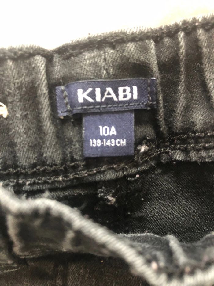 Jean noir - photo numéro 4