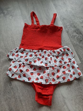 Robe 12 mois fille neuve