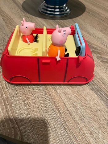Voiture Peppa Pig