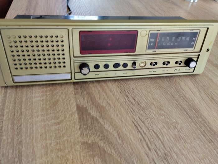 Ancienne radio meublegranek sdn bhd wanda - photo numéro 2