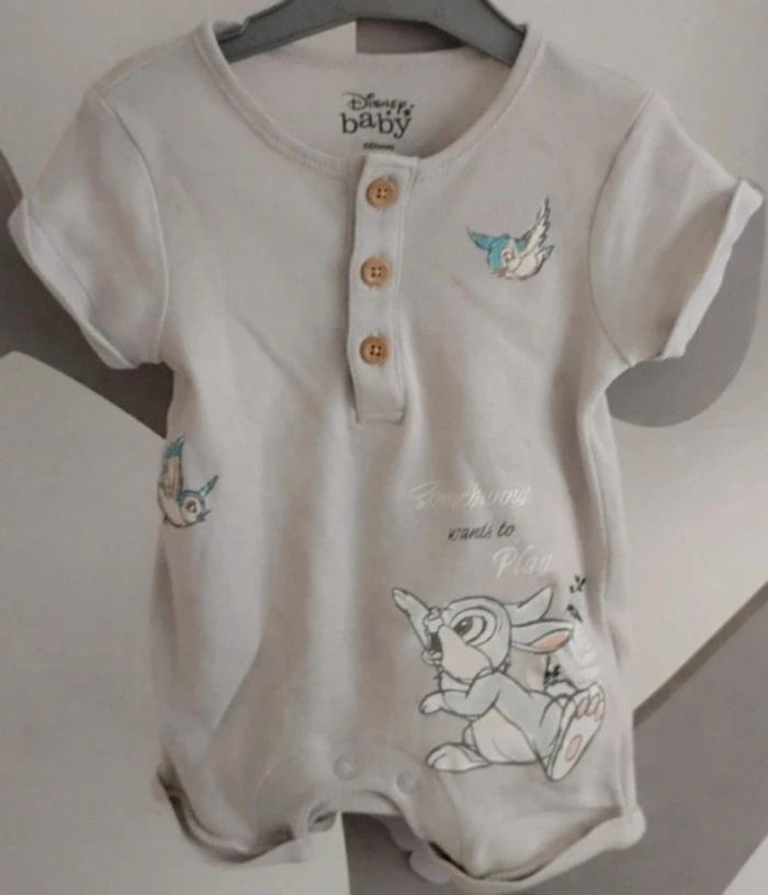 Combishort grise Pampam Disney Primark taille 0-3 mois