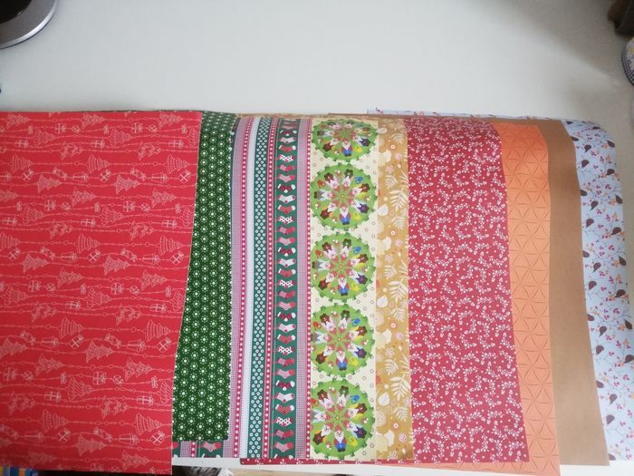 Lot de 9 feuilles cartonné décor de Noël pour loisirs créatifs - photo numéro 6