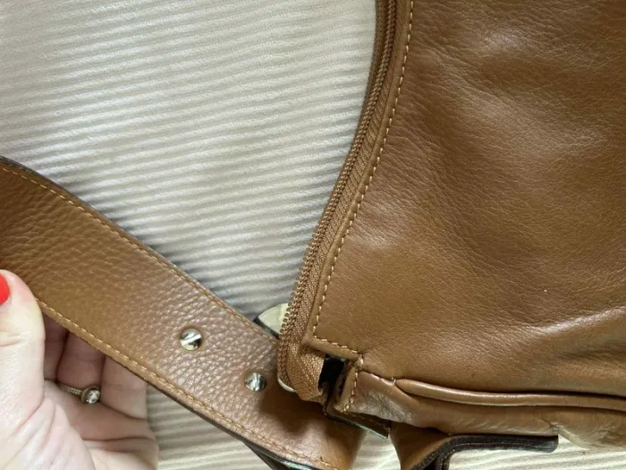Sac bandoulière cuir camel Salamander – bon état - photo numéro 3