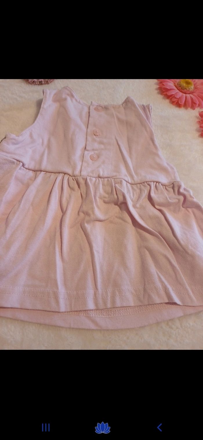 Ensemble bébé taille 6 mois - photo numéro 3