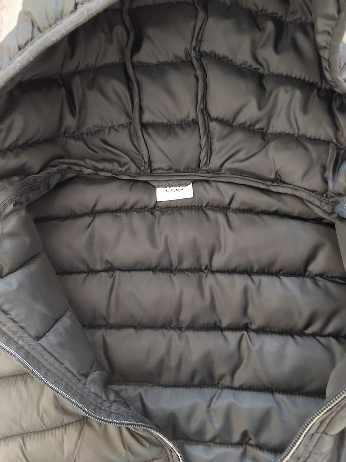 Lot doudoune 4/5 ans - photo numéro 4