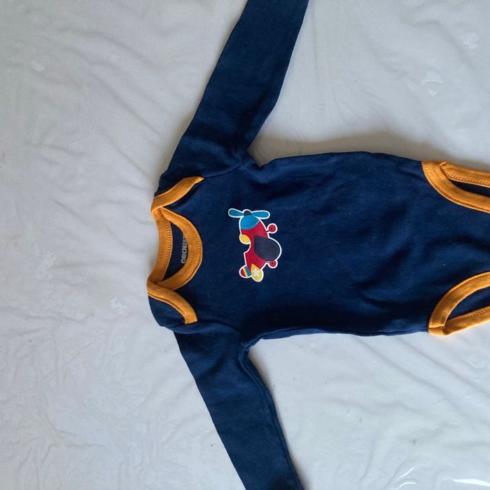 Lot 7 bodies thème aviation orchestra 3 mois - photo numéro 5