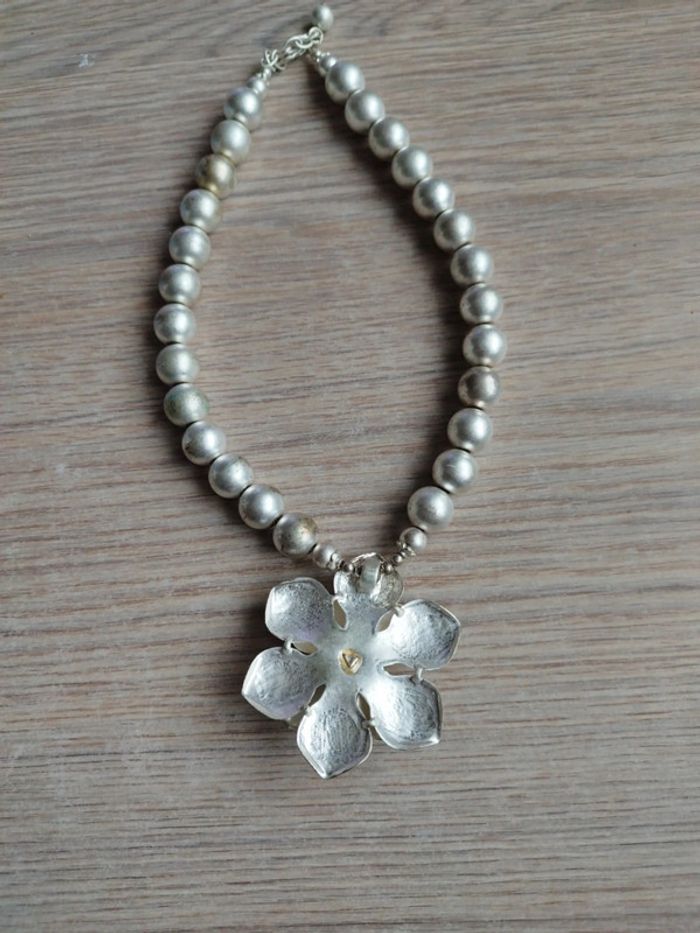 Collier argenté fleur - photo numéro 7