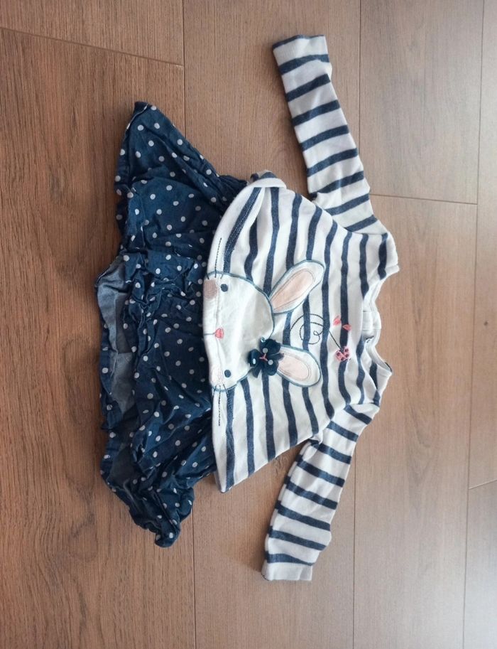Lot vêtements fille 6 mois⁷ - photo numéro 2