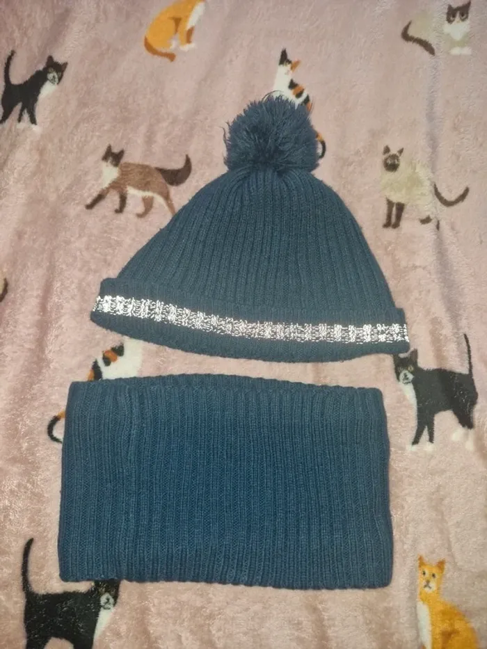 Ensemble bonnet + snood Mickey Mouse - photo numéro 2