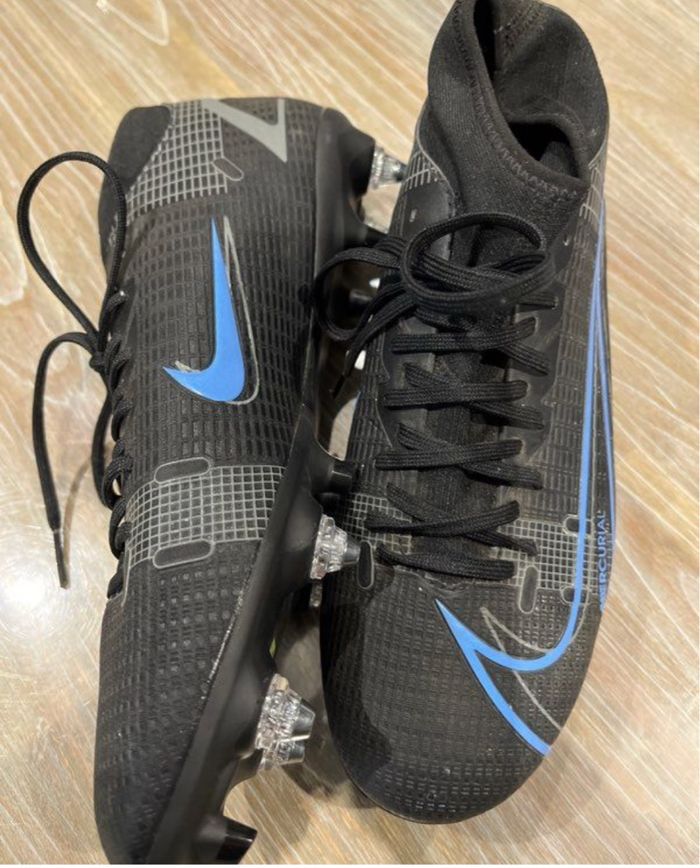 Chaussures de foot à crampons p.38 - photo numéro 5