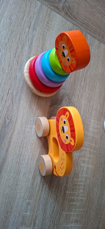 Lot jouets bois bébé 