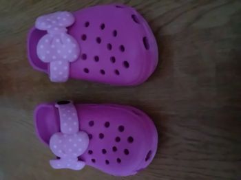Crocs Minnie