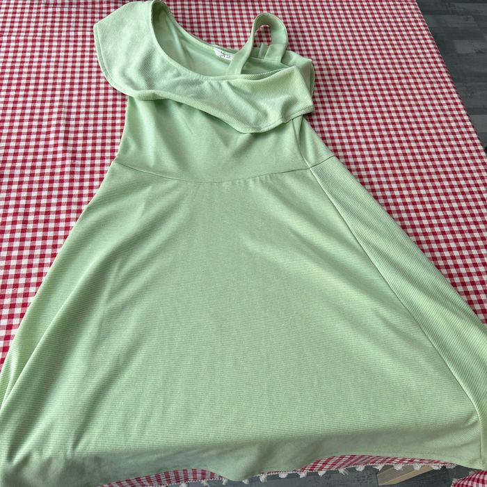 Robe verte - photo numéro 3
