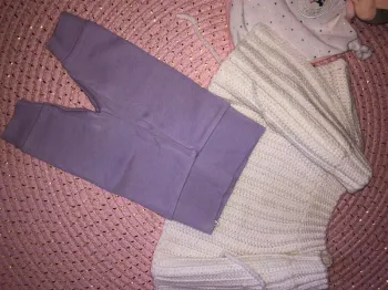 veste laine et calecon fille un mois