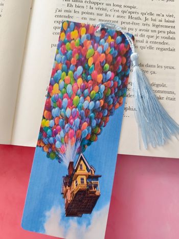 marque page disney là-haut 