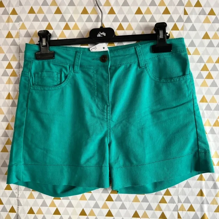 Short vert