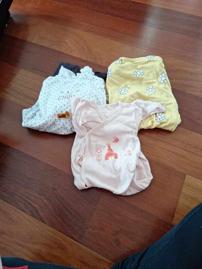 Lot 3 pyjamas 18 mois