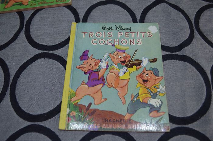 Livre Trois petits cochons Les albums roses