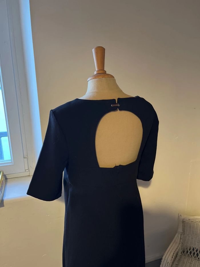 Robe noire droite chic taille 38 - photo numéro 2