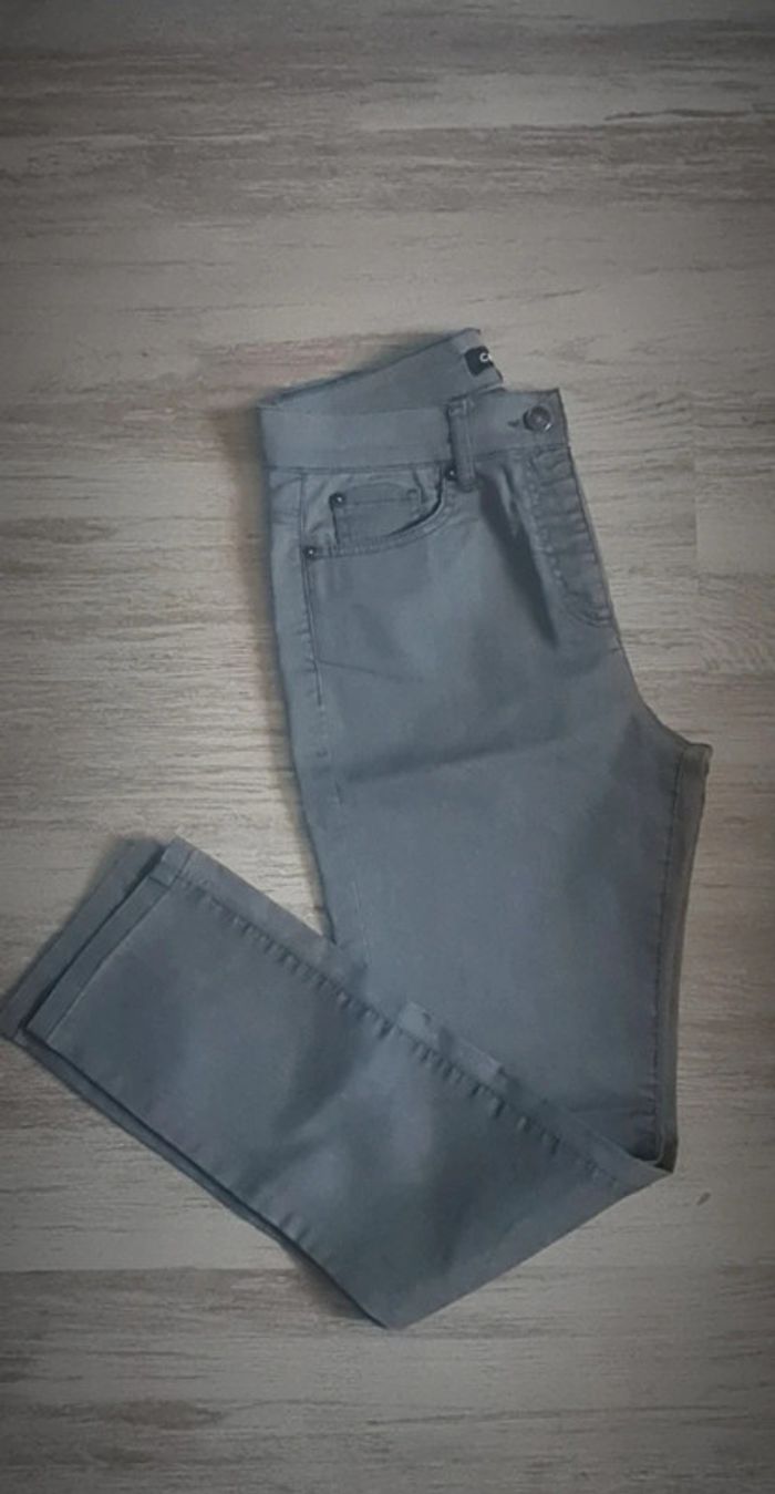 Jean Caroll Taille 38