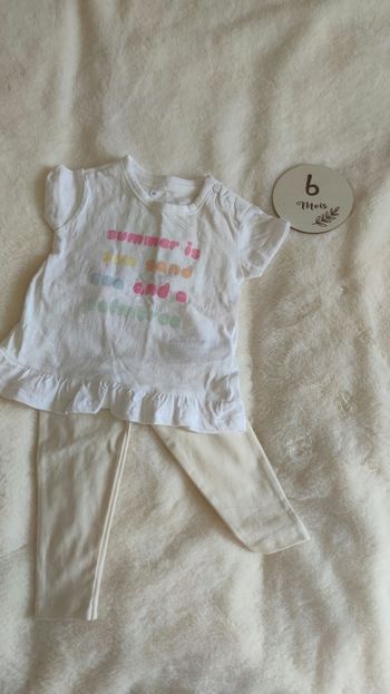 Ensemble t-shirt + legging